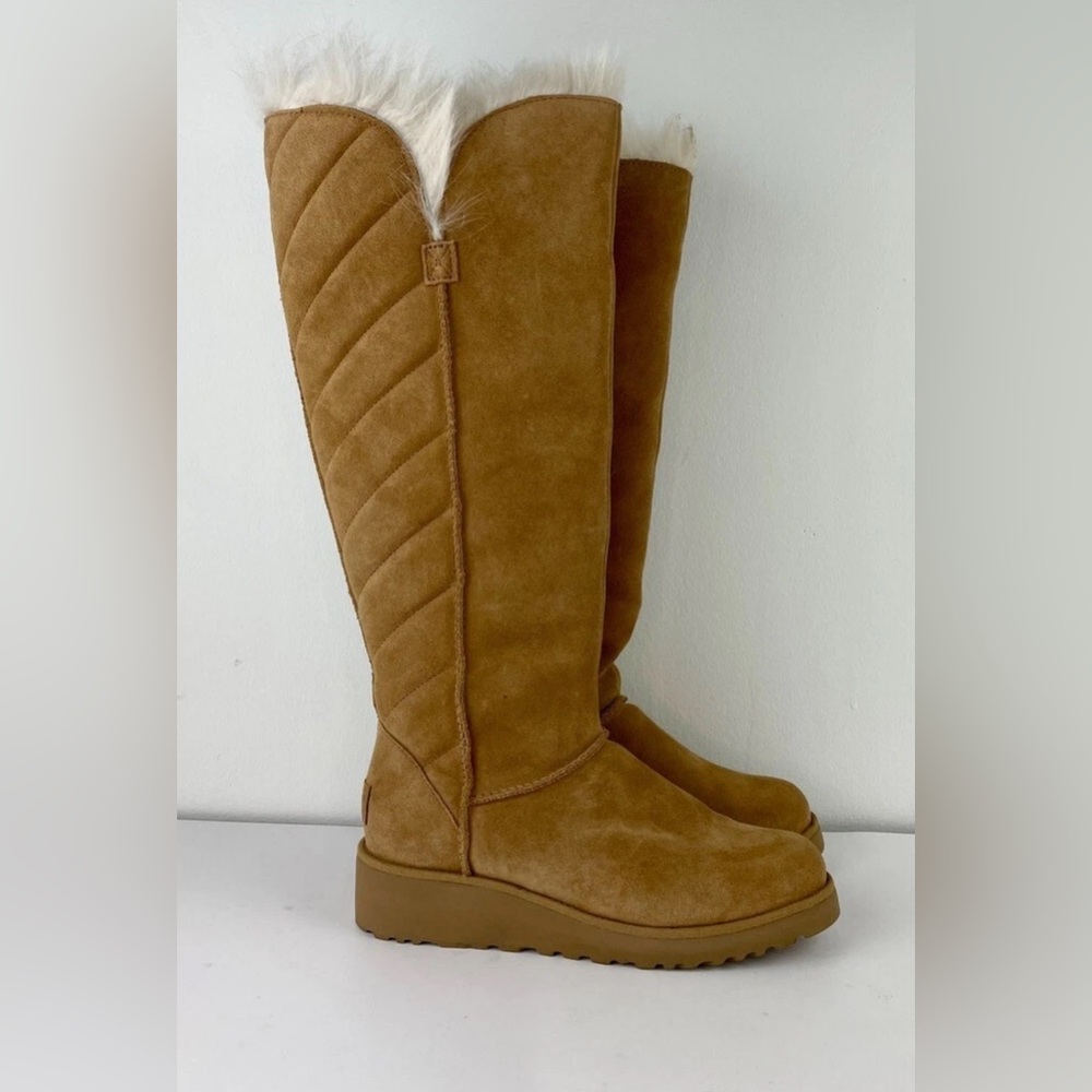 UGG Rosalind tall boots chestnut suede Toscana sheepskin lining women’s sz 8